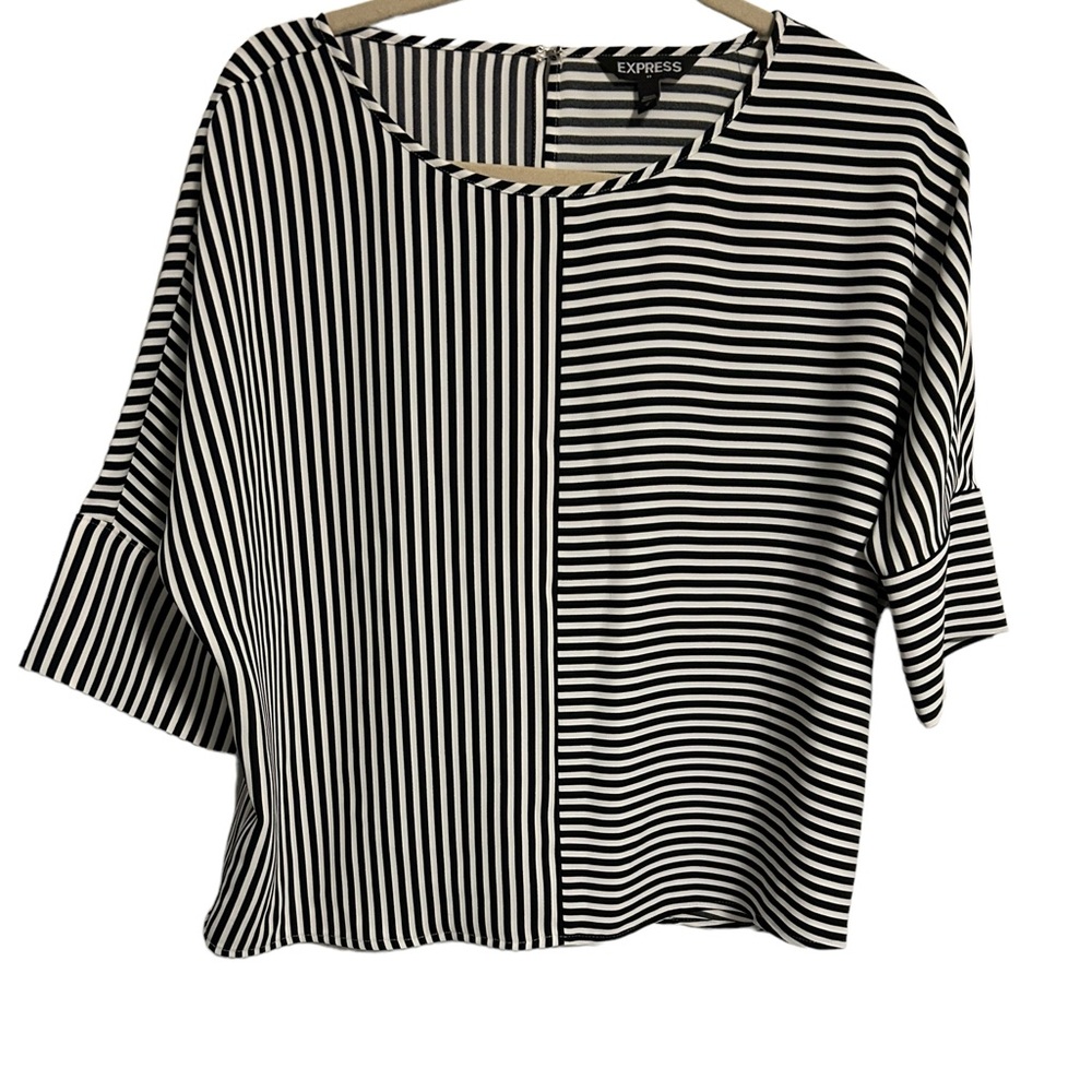Express Black and White Lightweight Blouse/Top